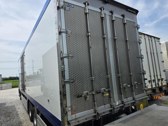 Hino PROFIA 2021-09 8311133-4