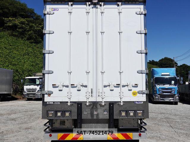 Hino PROFIA 2017-10 8316612-5