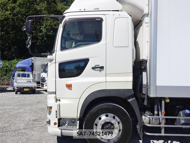 Hino PROFIA 2017-10 8316612-8