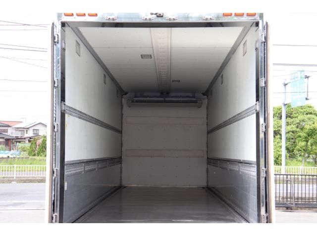 Hino PROFIA 2020-05 8331949-10