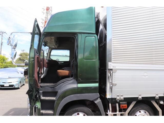 Hino PROFIA 2020-05 8331949-22
