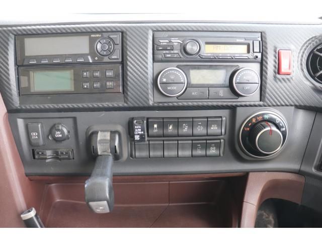 Hino PROFIA 2020-05 8331949-29