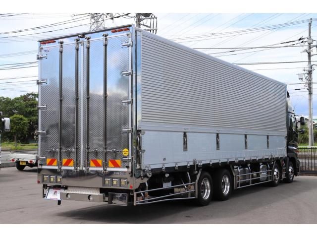 Hino PROFIA 2020-05 8331949-3