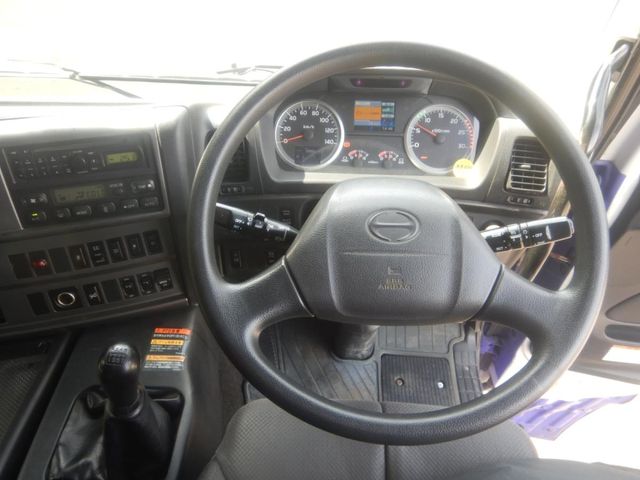 Hino PROFIA 2015-03 8331964-10