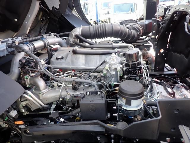 Hino PROFIA 2025-10 8331944-26