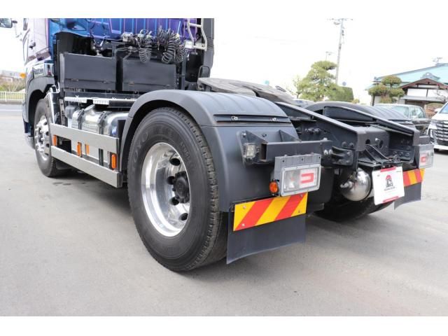 Hino PROFIA 2020-03 8331956-11
