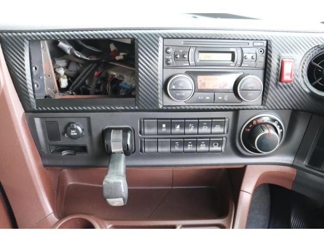 Hino PROFIA 2020-03 8331956-23