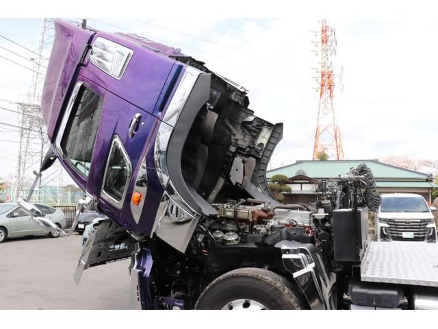 Hino PROFIA 2020-03 8331956-28