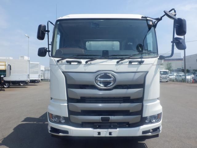 Hino PROFIA 2025-11 8331950-2