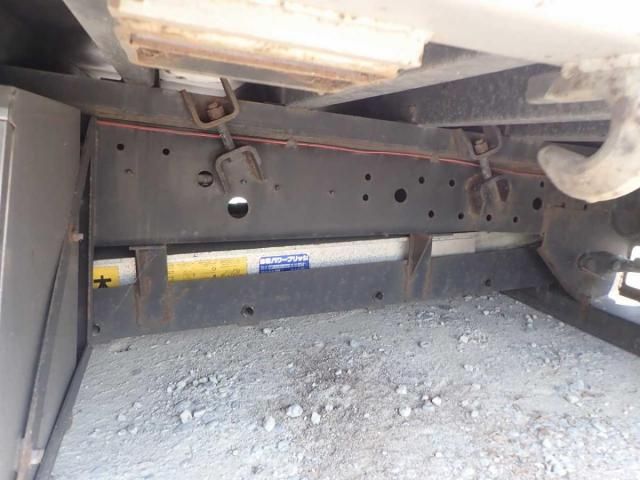 Hino PROFIA 2017-09 8331952-19