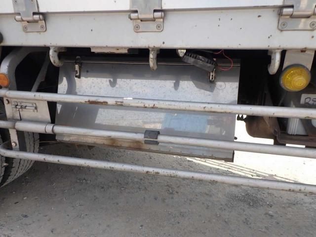 Hino PROFIA 2017-09 8331952-24