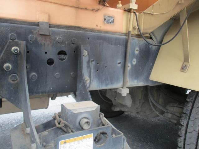 Hino PROFIA 2006-02 8331967-18