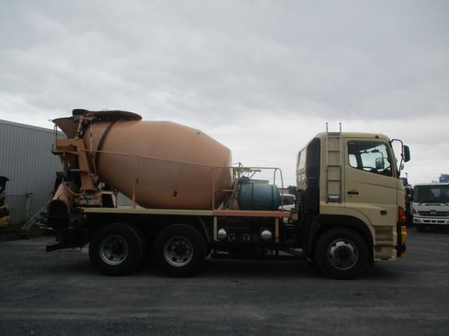 Hino PROFIA 2006-02 8331967-2