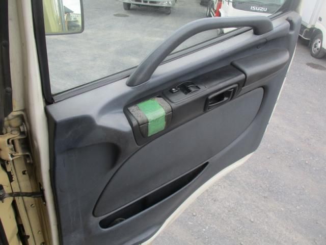 Hino PROFIA 2006-02 8331967-29