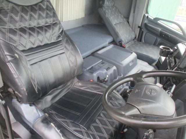 Hino PROFIA 2006-03 8331968-27