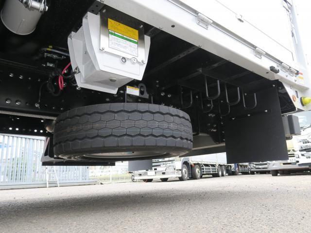 Hino PROFIA 2026-01 8331947-18