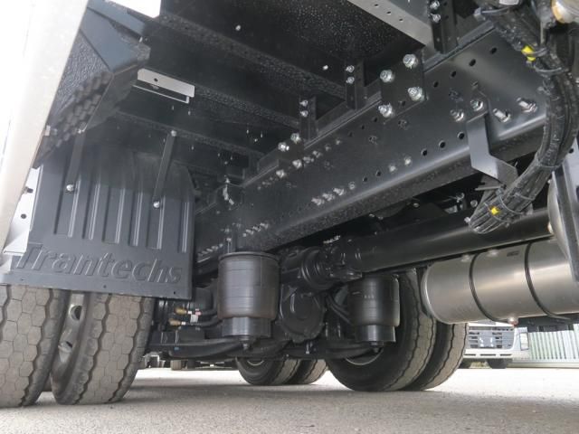 Hino PROFIA 2026-01 8331947-20
