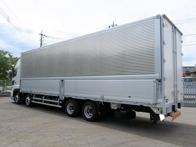 Hino PROFIA 2026-01 8331947-2