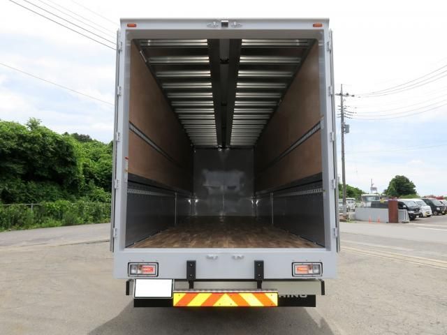 Hino PROFIA 2026-01 8331947-5