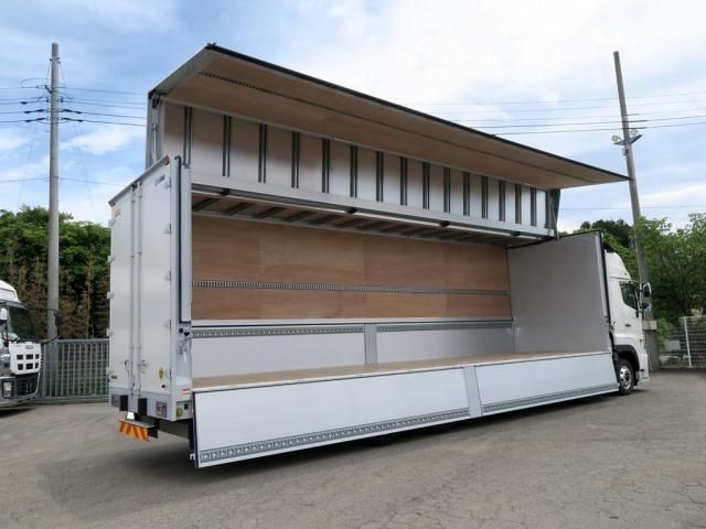 Hino PROFIA 2026-01 8331947-7