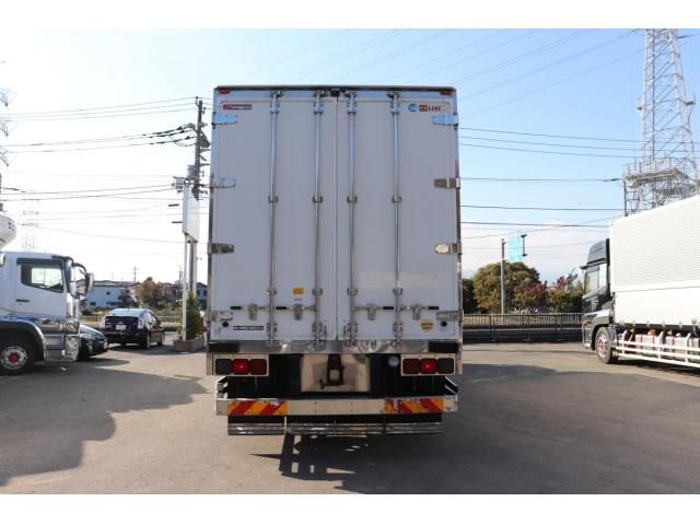 Hino PROFIA 2015-01 8331941-4