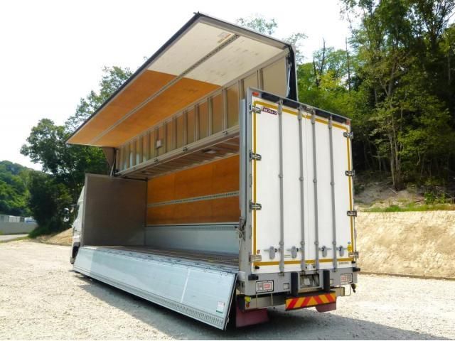Hino PROFIA 2021-08 8331955-18