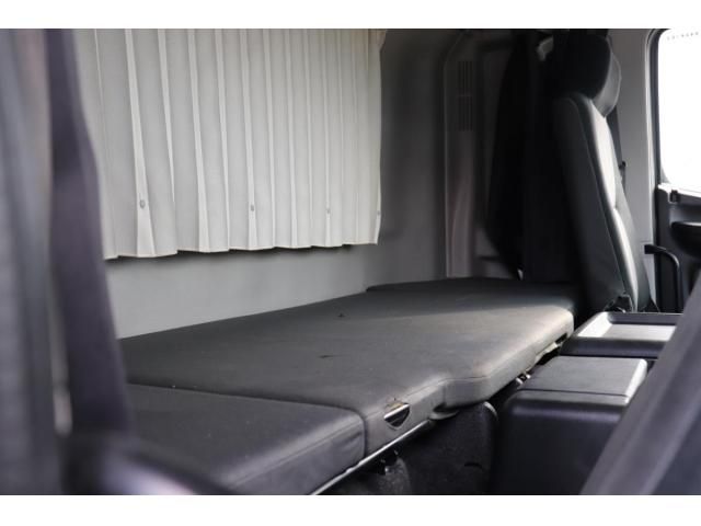 Hino PROFIA 2016-06 8331957-20