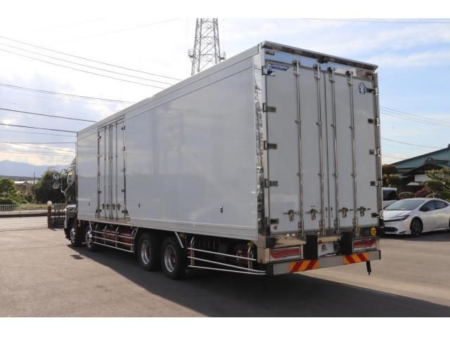 Hino PROFIA 2016-06 8331957-3
