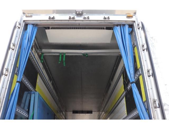 Hino PROFIA 2016-06 8331957-7
