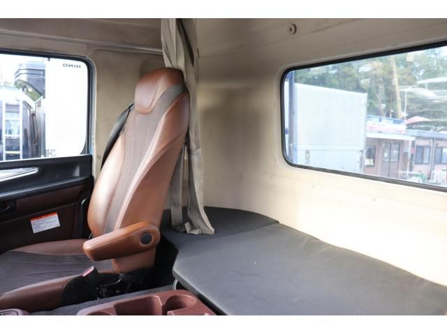 Hino PROFIA 2020-01 8331946-21