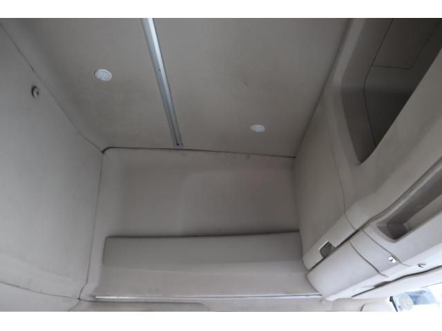 Hino PROFIA 2020-01 8331946-26
