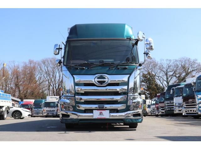 Hino PROFIA 2024-12 8331951-1