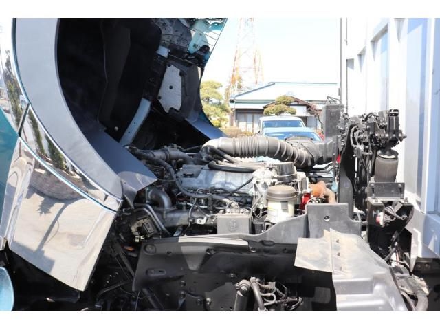 Hino PROFIA 2024-12 8331951-29