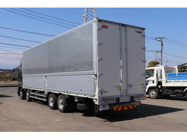Hino PROFIA 2024-12 8331951-3
