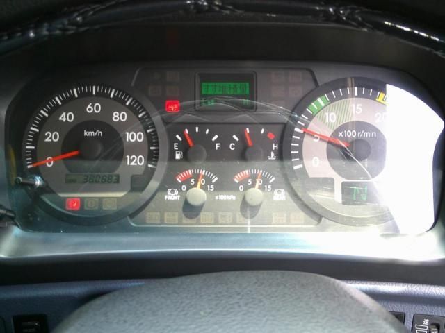 Hino PROFIA 2010-11 8331965-14