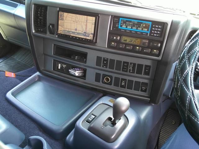 Hino PROFIA 2010-11 8331965-16