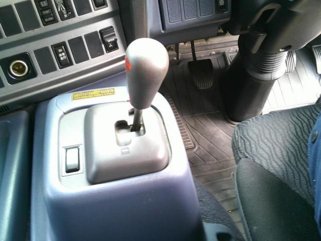 Hino PROFIA 2010-11 8331965-17