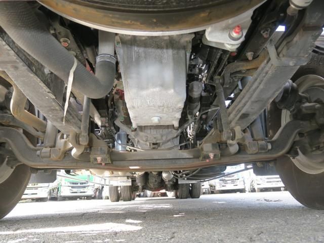 Hino PROFIA 2025-04 8331945-17
