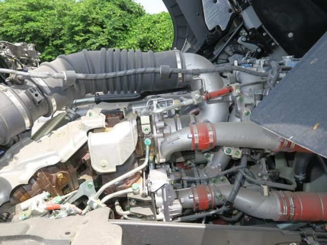 Hino PROFIA 2025-04 8331945-24