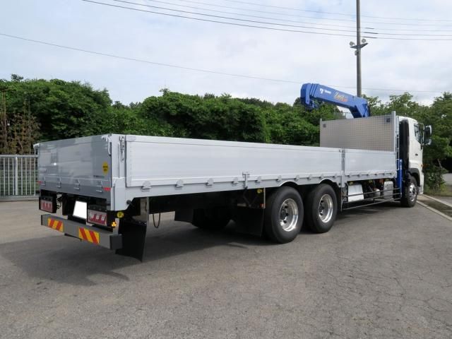 Hino PROFIA 2025-04 8331945-4