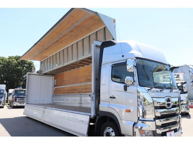 Hino PROFIA 2019-04 8331963-12