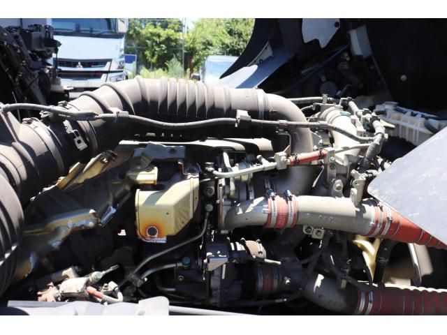 Hino PROFIA 2019-04 8331963-25
