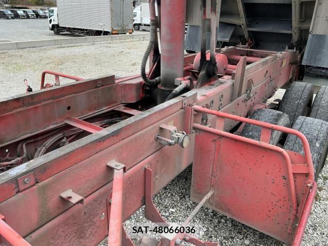 Hino PROFIA 2013-05 8355436-22