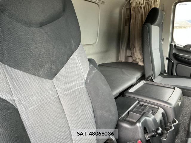 Hino PROFIA 2013-05 8355436-27