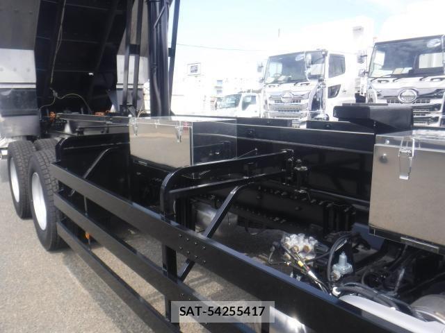 Hino PROFIA 2026-01 8355435-13