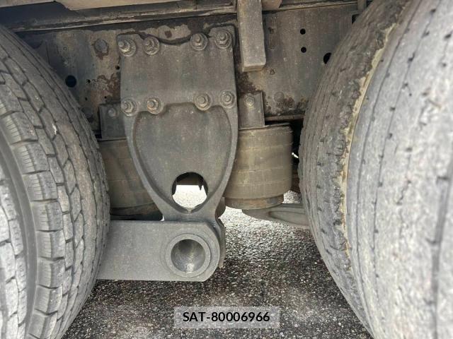 Hino PROFIA 2006-01 8414589-18