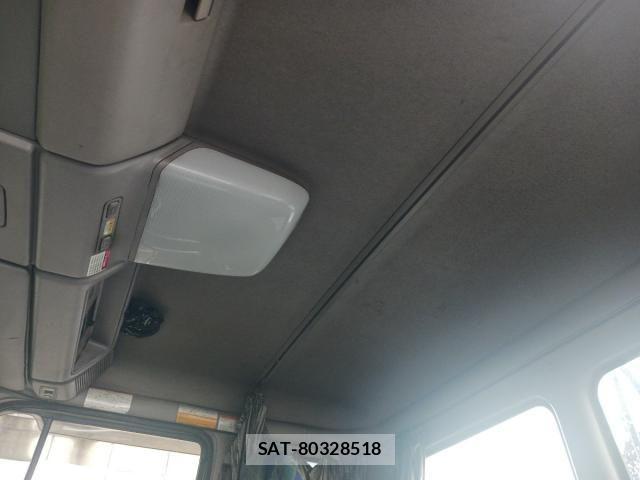 Hino PROFIA 2001-01 8414588-11