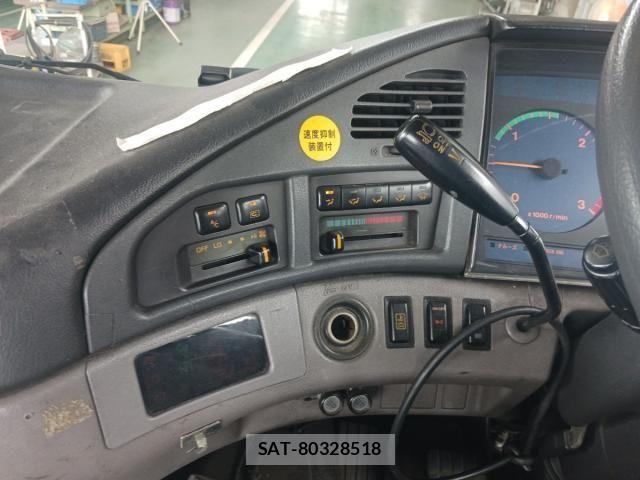 Hino PROFIA 2001-01 8414588-21