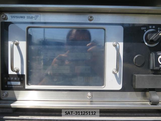 Hino PROFIA 2015-11 8414574-12