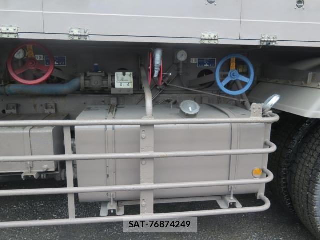 Hino PROFIA 2006-08 8414585-13